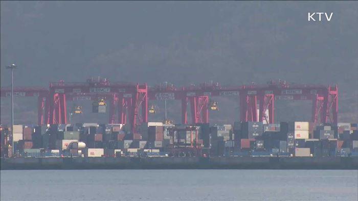 유 부총리 "올 상반기 중 선박 신조 프로그램 가동"