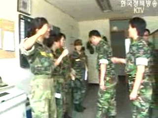 부산 아가씨 4인방 육군 39사단 신병훈련 도전기