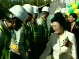 `카자흐스탄 교통인프라 건설에 진출`