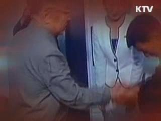 김정일 철권통치 37년