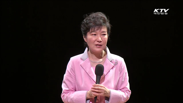 '원데이' 관람…"문화예술 융복합 적극 지원"