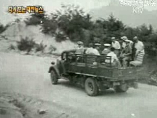 선객 대합실 마련, 인천항(`62) 이미지
