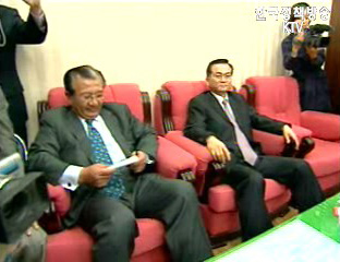 국방부 경창호 대미사업부장 전화연결