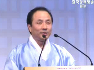 성과 뒤로하고...