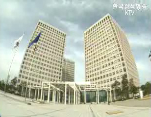 여성 경제활동참가율 사상 첫 50% 돌파