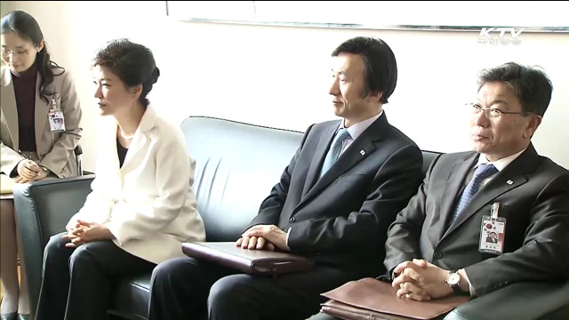 박 대통령, 통일의 상징 '브란덴부르크문' 방문