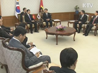 김 총리, 베트남 주석과 경제협력 방안 논의