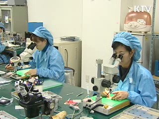 4월 취업자수 40만명↑…4년 8개월만에 최대폭