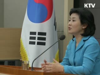 이 대통령 "미소금융, 돈 빌려주고 A/S까지 해야"