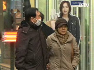 지난달 취업자 1년 전보다 44만명 증가