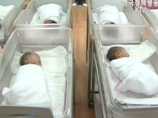 `일.육아 병행` 사회적 여건 절실