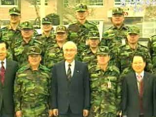 연말연시 맞아 군부대·경찰병원 방문