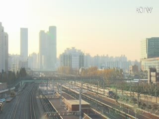 파업 8일째···수도권 전동차 '감축 운행'