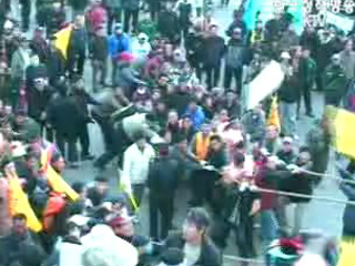 `화물연대 업무복귀 그나마 잘한 선택`