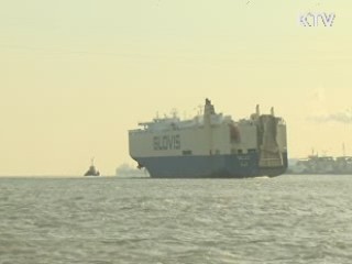 무역 1조달러 돌파…2조달러 힘찬 시동