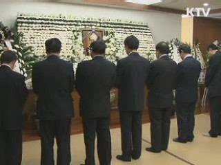 국가보훈처 "故 황장엽  대전 현충원 안장"