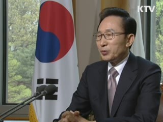 이 대통령 "불법사금융, 끝까지 추적해 근절"