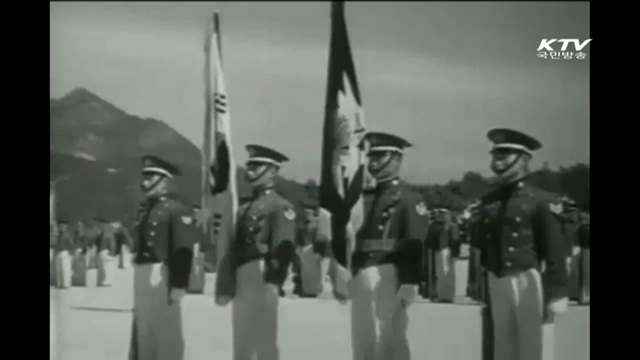 대통령과 함께 한 특별한 졸업식