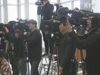 아인혼 "모든 파트너 이란 원유수입 감축해야" 