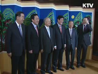 최경환 장관 "중소기업 지원, 중견기업으로 육성"