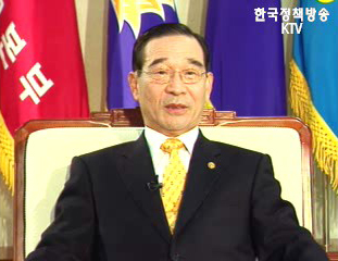 윤광웅 국방부 장관 대담