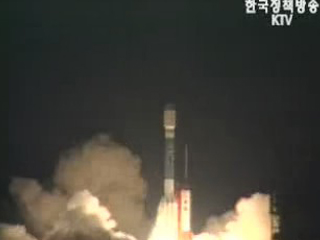 민·군 통신위성 무궁화 5호 발사 성공