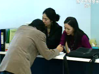 생보사 상장, 신뢰 회복방안 강구해야