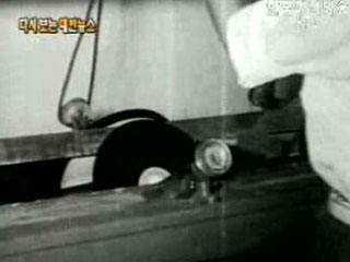 최초 제작된 LP 레코드(`58) 이미지