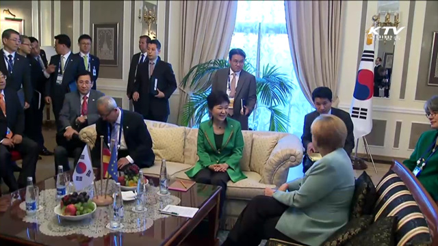 아버지가 눈물 흘린 독일서 '통일대박' 구체화