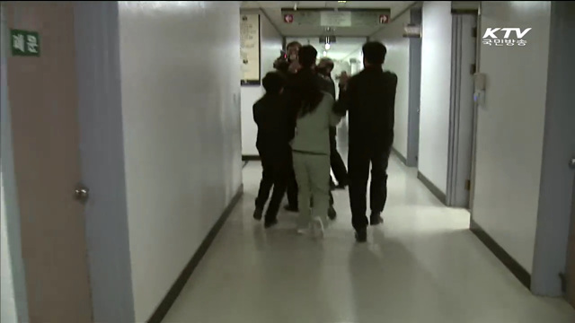 '의붓딸 폭행 치사 계모' 징역 10년형